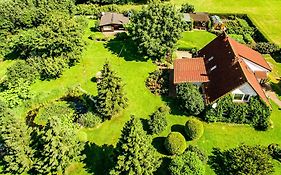 Bungalow Und Ferienwohnung Auf Rugen Kluis Exterior photo