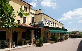 Hotel Locanda Grego Bolzano Vicentino Exterior photo