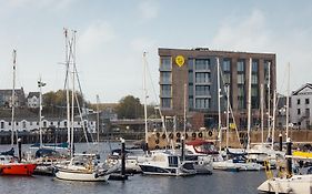 Hotel Ty Milford Waterfront Milford Haven Exterior photo