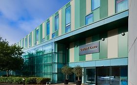 Hotel Courtyard By Marriott London Gatwick Airport Crawley  Exterior photo