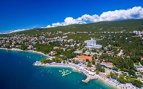 Hotel Omorika Crikvenica Exterior photo