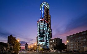 Novotel Atlantis Shanghai - Breakfast In The Clouds With River View In The Revolving Restaurant Exterior photo