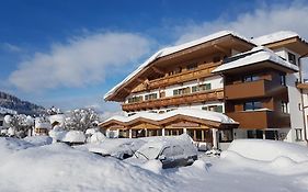 Hotel Fruehstueckspension Tannenhof Kirchberg in Tirol Exterior photo