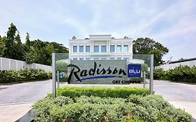 Radisson Blu Hotel & Suites Grt Chennai Exterior photo