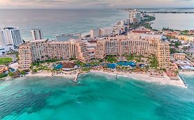 Hotel Grand Fiesta Americana Coral Beach Cancún Exterior photo