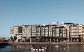 Hotel Doubletree By Hilton Amsterdam Centraal Station Exterior photo