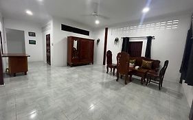 Apartament The Picnic House Battambang Exterior photo