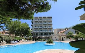 Hotel Duca Di Kent Cesenatico Exterior photo