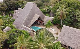 Hotel Saffron Garden Malindi Exterior photo