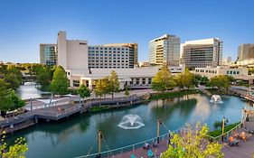 Hotel Hilton Dallas/Plano Granite Park Exterior photo