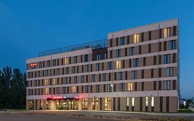 Hotel Hampton By Hilton Freiburg Exterior photo