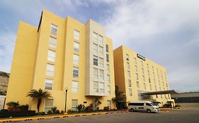 Hotel City Express By Marriott Tijuana Insurgentes Exterior photo