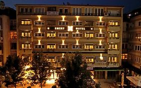 Emery Hotel Prisztina Exterior photo