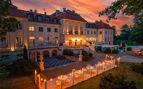 Hotel Pałac Alexandrinum Krubki Exterior photo