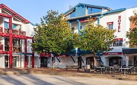 Hotel Atlantide Biscarrosse Exterior photo