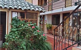 Hotel Hostal Rincon Del Turista Otavalo Exterior photo