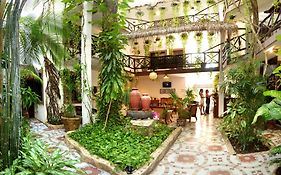 Posada Mariposa Boutique Hotel - 5Th Avenue Playa del Carmen Exterior photo