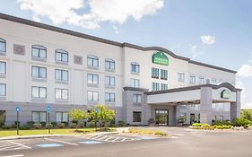 Hotel Wingate By Wyndham Savannah Pooler Exterior photo