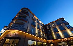 Hotel Le Berry Saint-Nazaire  Exterior photo