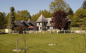 Bed and Breakfast Domaine De La Mesange Le Mesnil-Durand Exterior photo