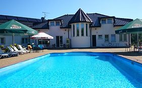 Hotel Brydar with Sauna, Swimming Pool&Jacuzzi Mielno  Exterior photo