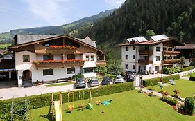 Ferienwohnungen Rahm Mayrhofen Exterior photo