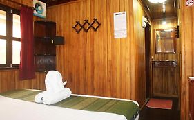 Apple Guesthouse Luang Prabang Room photo