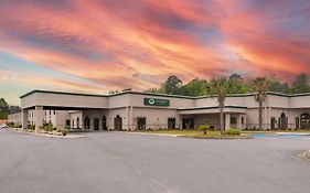 Cottonwood Suites Savannah Hotel & Conference Center Exterior photo