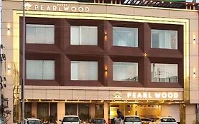 Hotel Pearl Wood Zirakpur Exterior photo