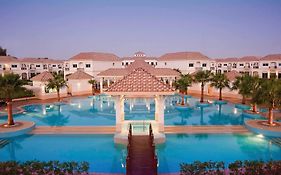 Movenpick Beach Resort Al-Chubar Exterior photo