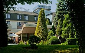 Booking Hotel Crown Piast & Spa Kraków Exterior photo