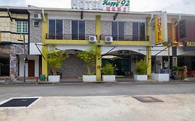 Jq Happy Lumut Hotel Exterior photo