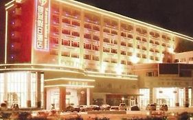 V.Crown Holiday Hotel Foshan Exterior photo