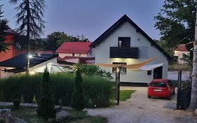 Willa Holidayhouse Visoko Exterior photo