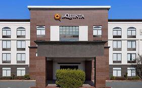 La Quinta Inn & Suites By Wyndham Mooresville Exterior photo