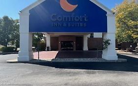 Comfort Inn & Suites Toledo Exterior photo