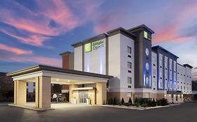 Holiday Inn Express Toledo North By Ihg Exterior photo