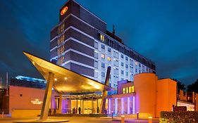 Crowne Plaza London - Gatwick Airport, an IHG hotel Crawley  Exterior photo