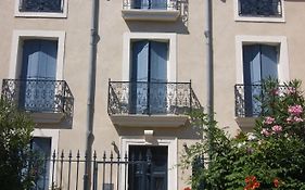 Bed and Breakfast Le Petit Moliere Servian Exterior photo