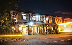 Ary'S Hotel Yogyakarta Jogyakarta Exterior photo