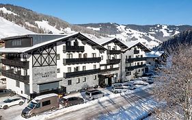 Hotel Austria Saalbach-Hinterglemm Exterior photo