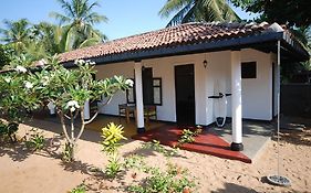 The Danish Villa Resort Arugam Bay Room photo