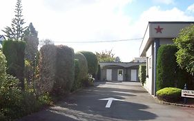 Bentons Motel Levin Exterior photo