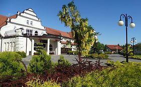 Hotel Wityng Ślesin Exterior photo