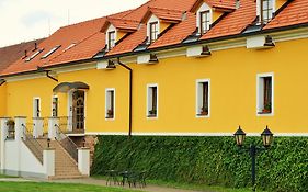 Hotel Belcredi Brno Exterior photo