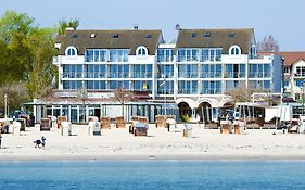 Ostsee-Hotel Großenbrode Exterior photo