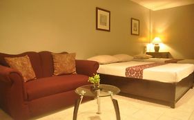 Metro Room Budget Hotel Philippines Quezon City Room photo