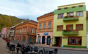 Aparthotel Pilvax Braszów Exterior photo