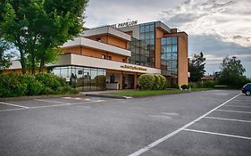 Albergo Papillon Cazzago San Martino Exterior photo