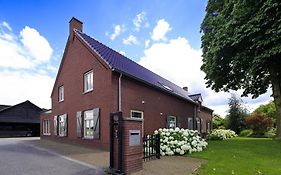 Bed and Breakfast Lokven Hoeve Vinkel Exterior photo